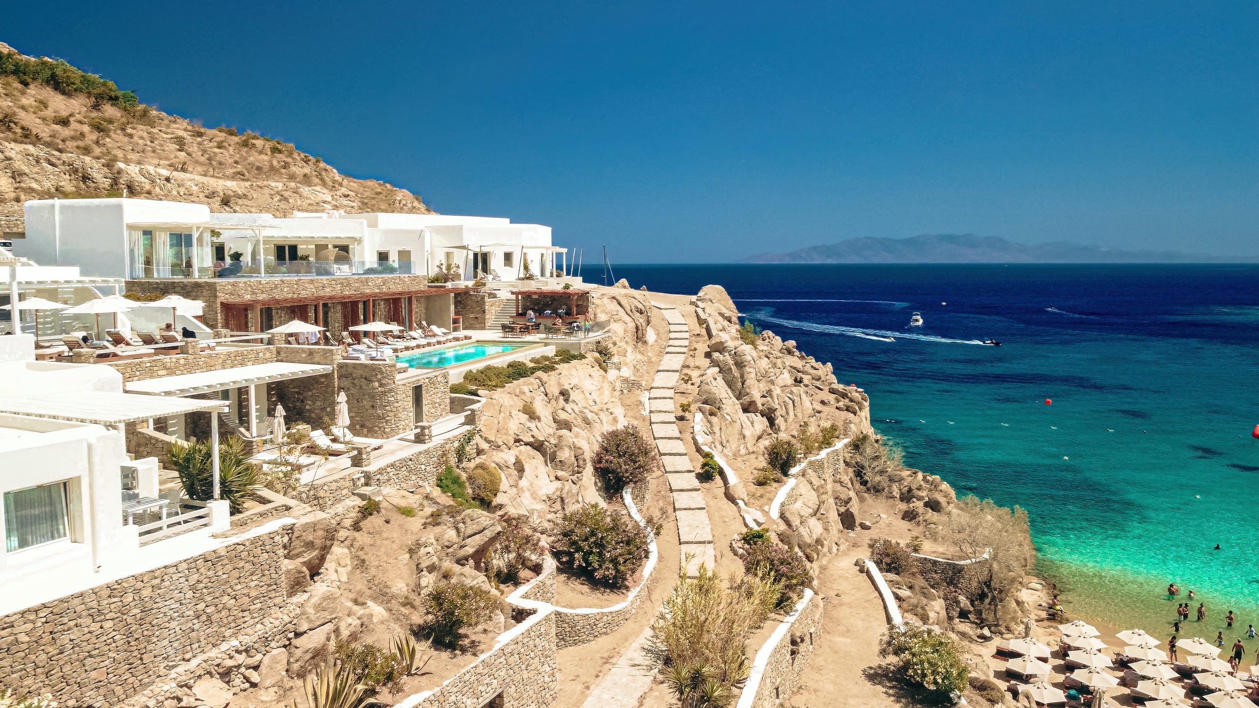 A guide of luxury vacations in Mykonos